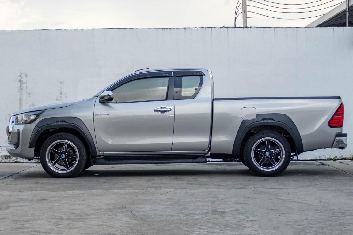 Toyota Hilux Revo Smartcab 2.4 J Plus M/T 2018 *LK0530*